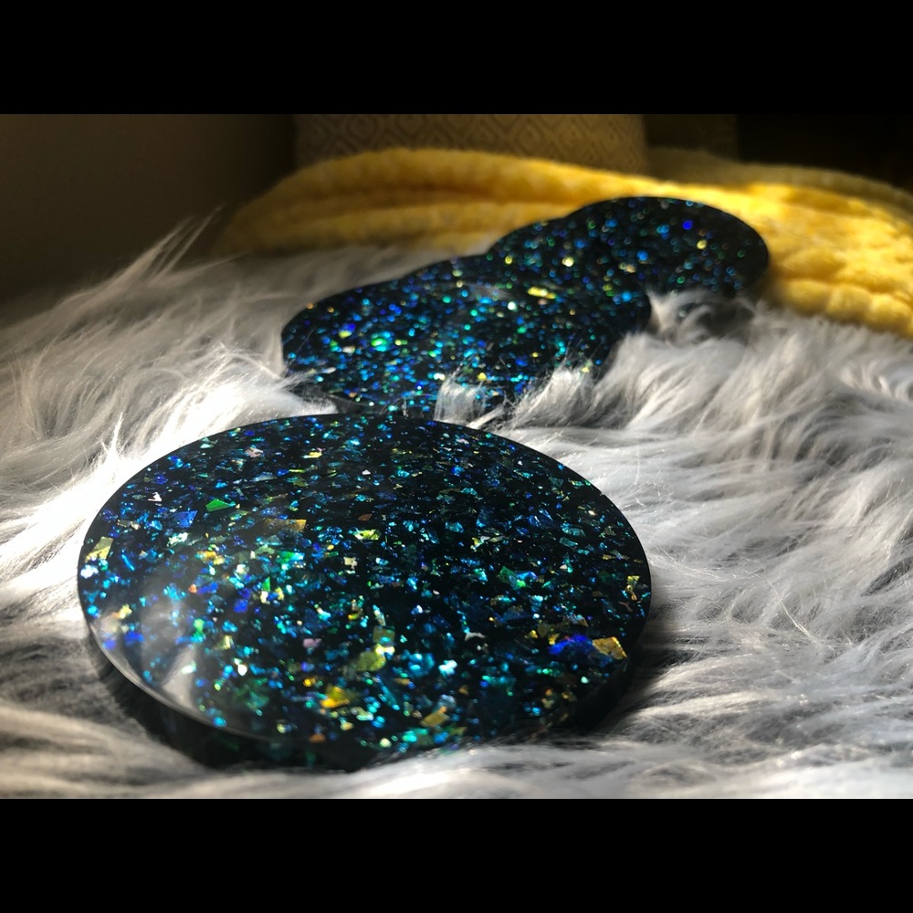 DISCOUNTED Rainbow Holographic Glitter Coaster Set With Matching Holder - Picture 6 of 17